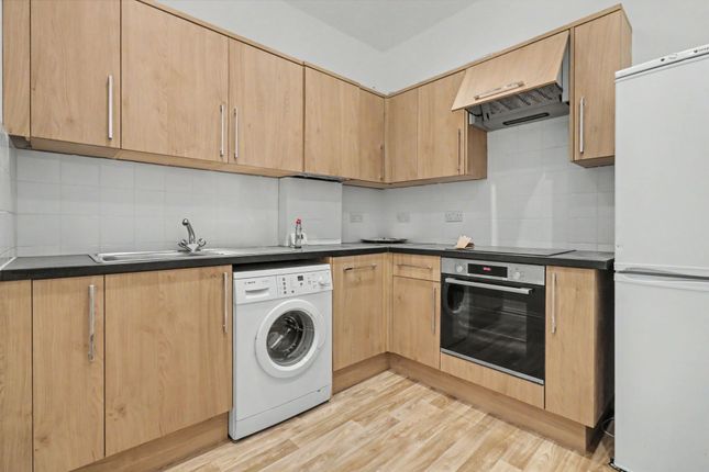 69a High Street, Walton-On-Thames photo 4