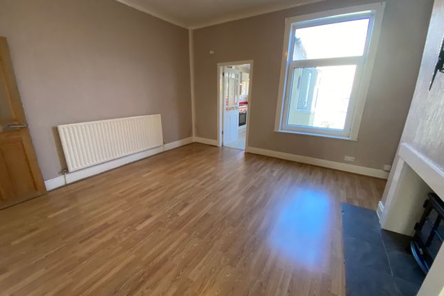 20, James Street, BLACKBURN photo 4