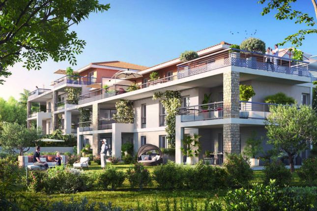 Apartment for sale in Chemin Notre Dame, 06220 Vallauris, France