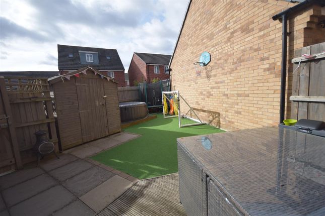 115, Damselfly Road, Northampton photo 4