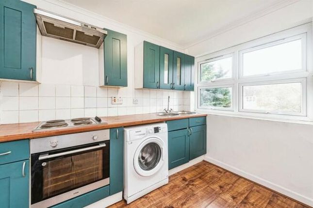 Maisonette for sale in Concorde Way, Woodley, Reading