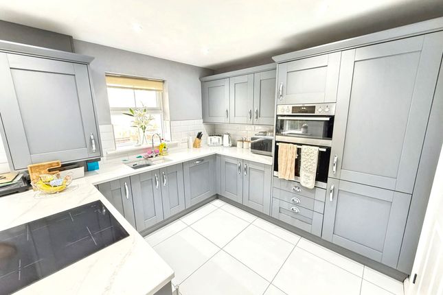 31, Orchard Grove, Stanley photo 3