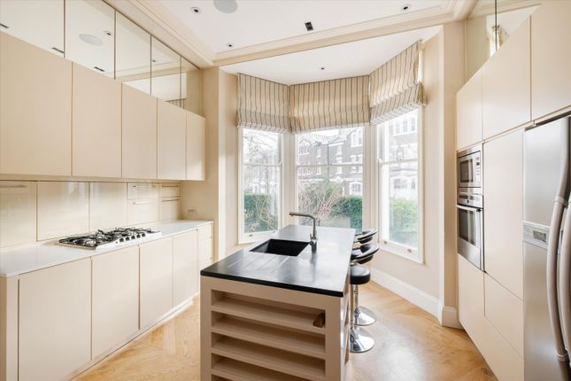 29, King Henrys Road, London photo 4