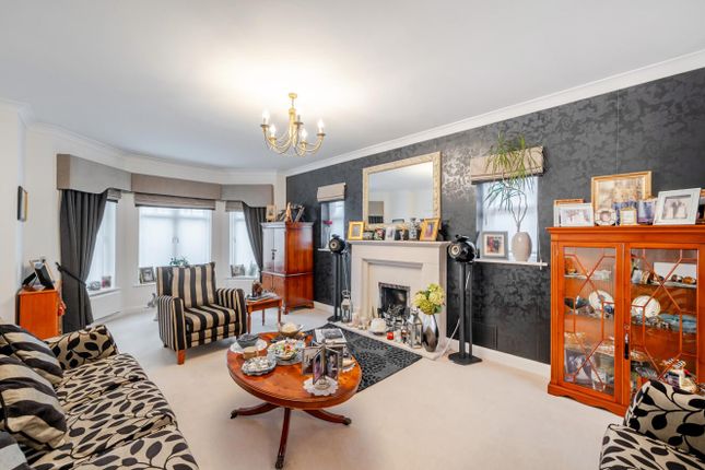 23, Padelford Lane, Stanmore photo 2