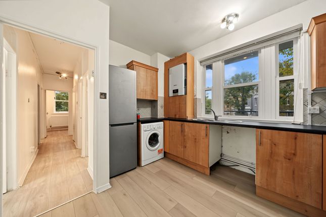 Flat 8, Oak House Lordship Road, London photo 4