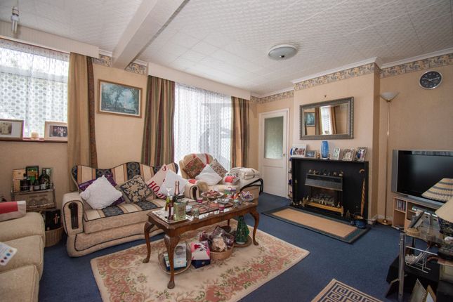 52 Fairfax Road, Leicester photo 3