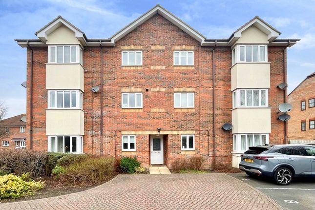 Flat for sale in Worth Court, Monkston