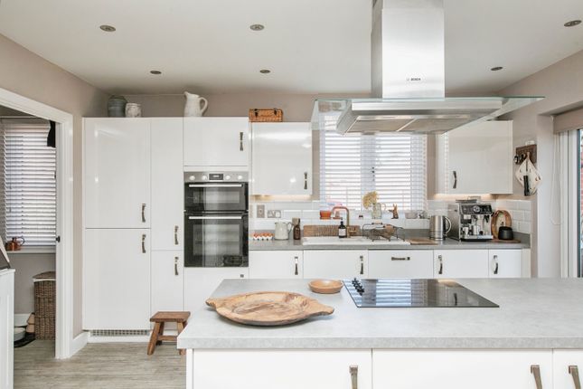 Thumbnail Detached house for sale in Beadon Way, Woodbridge, Suffolk