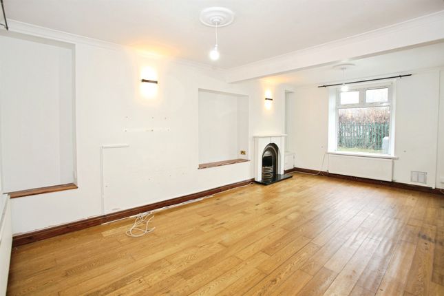 30, Parc Terrace, Caerphilly photo 2