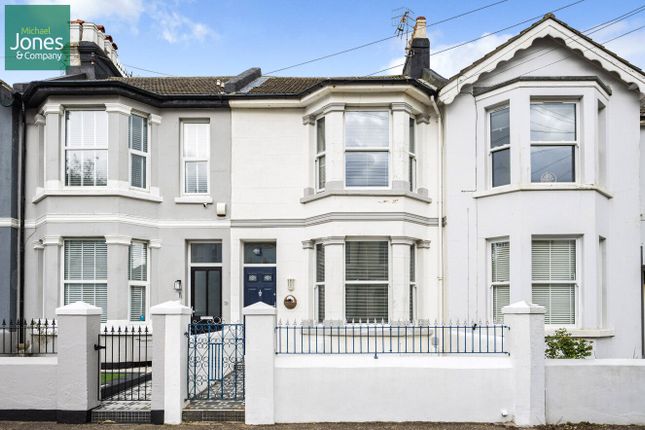 Terraced house to rent in Madeira Avenue, Worthing BN11