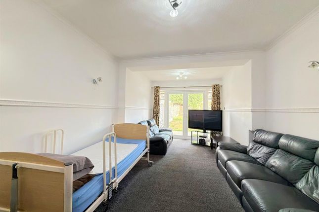 36, Trueway Road, Leicester photo 3