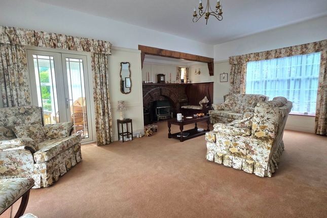 13 Barnfield Road, Torquay photo 4