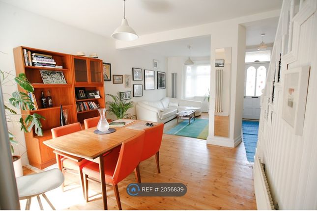 Thumbnail Terraced house to rent in Sedgwick Road, London