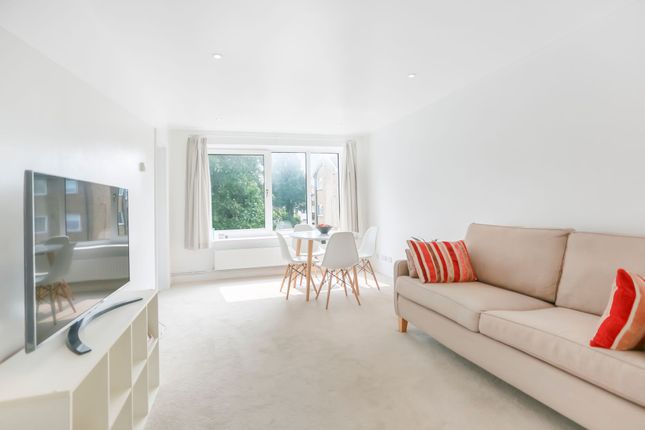 9 Shanklin Court, Hove photo 4