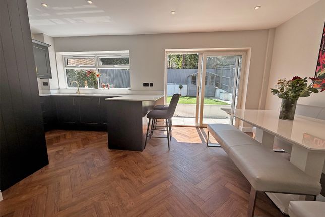 15 Campion Road, Widmer End, Buckinghamshire photo 4