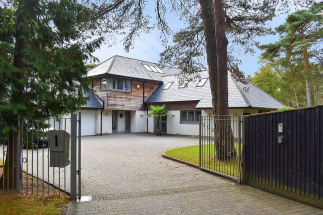 Detached house for sale in Egmont Drive, Avon Castle, Ringwood