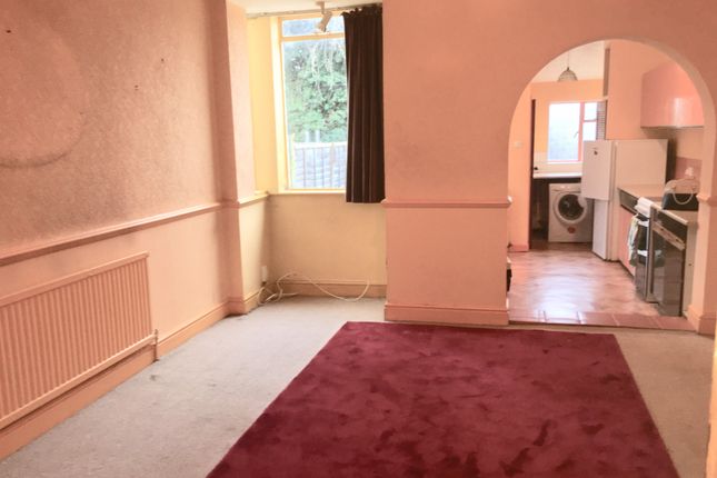 23, WASHINGTON ROAD, WORCESTER PARK photo 2