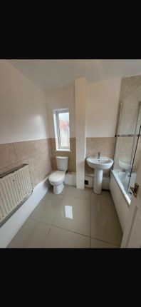 14 Exeter Street, Sunderland photo 3