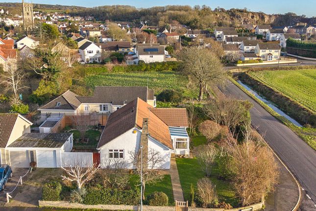 2, Amesbury Drive, Weston-Super-Mare photo 4