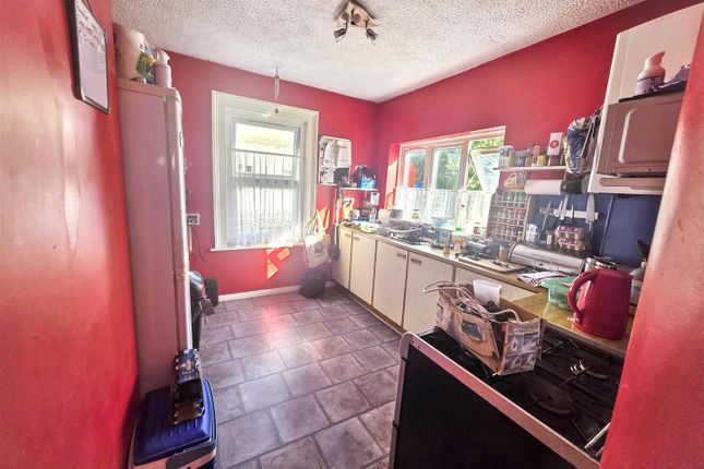 82A, North Road, Westcliff-On-Sea photo 2