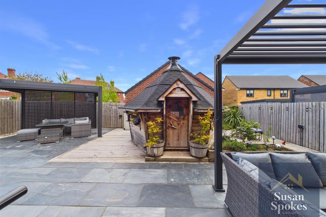 5, Redmill Close, Seaburn photo 2