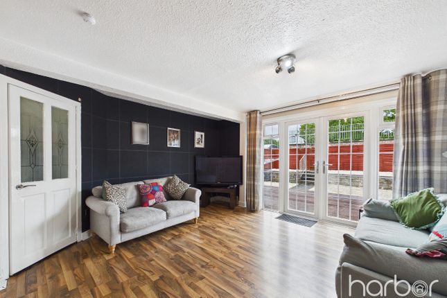 6 Chestnut Crescent, East Kilbride, South Lanarkshire photo 2
