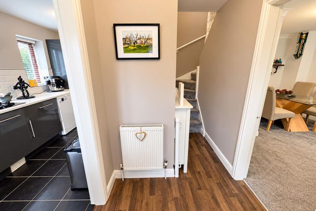 Hunsworth Lane, Cleckheaton photo 4
