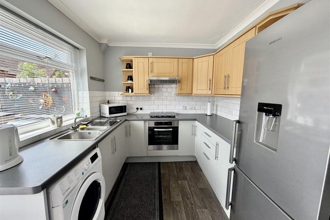 1, Garden Estate, Houghton Le Spring photo 2