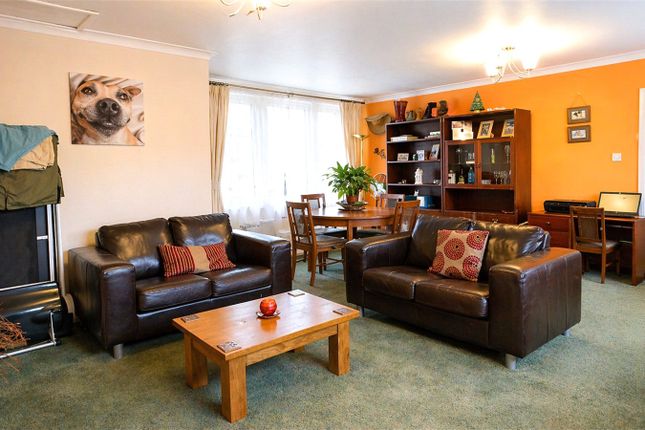 92, Alexandra Road, Aldershot photo 3