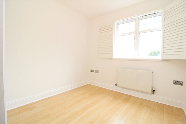 Flat to rent in Eastfield Road, Brentwood