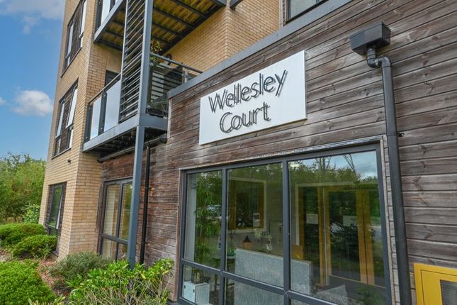 2-bed house on 7 Wellesley Court, Darnel Road, Waterlooville, £239,995