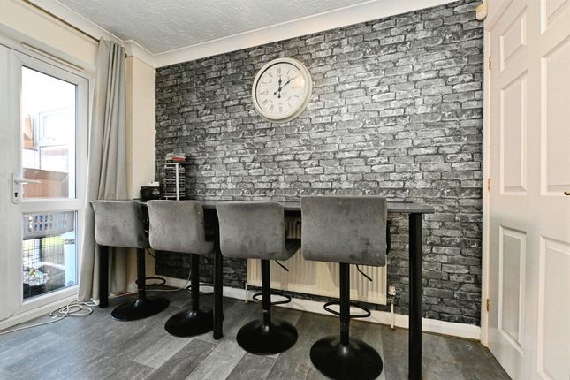 4, Horseshoe Court, Wisbech photo 2