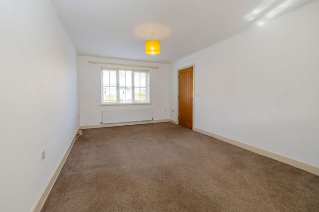16, Hutton Way, Faldingworth, Market Rasen photo 4