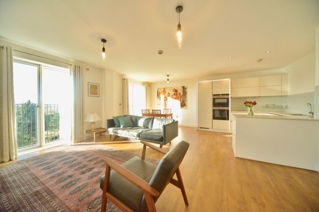 Thumbnail Flat to rent in Olympic Park Avenue
