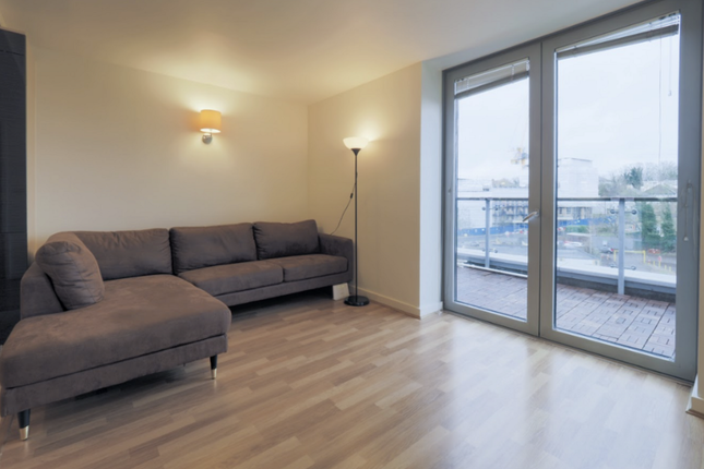 Flat 82, Quadrant Court, Empire Way, Wembley photo 3