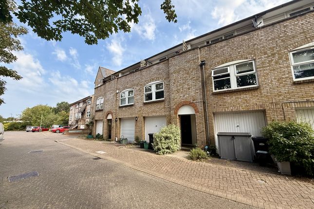 23, Saville Row, Hayes photo 2
