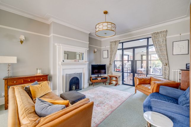 42 Richmond Park Road, London photo 3