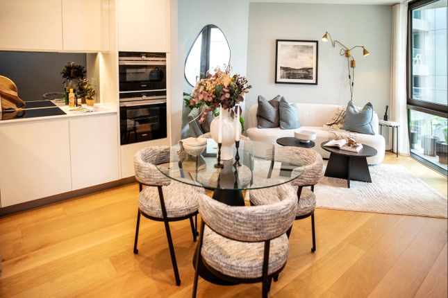 Show Apartment