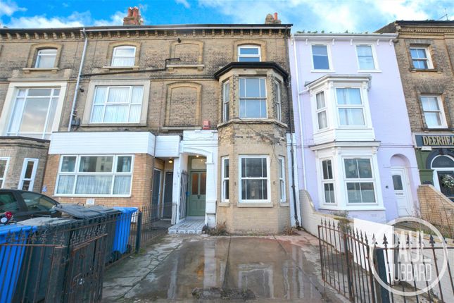 Terraced house for sale in London Road South, Lowestoft
