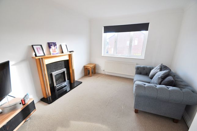 7, Cronton Avenue, Moreton photo 4