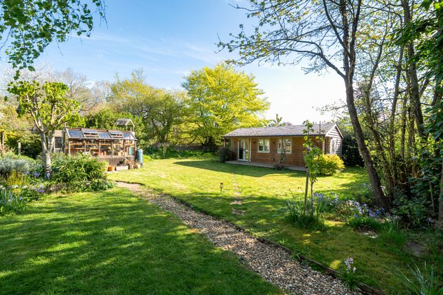 6, Loseley Lane, Liphook photo 3