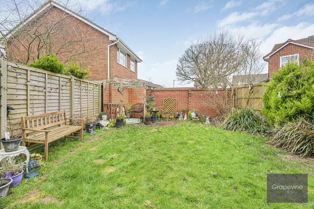 11, Herald Way, Reading photo 4