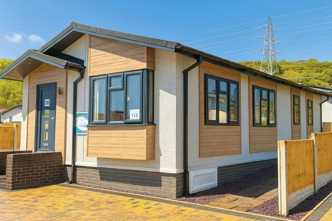 2-bed caravan on 113, Pont Pentre Park, Pontypridd, £177,500