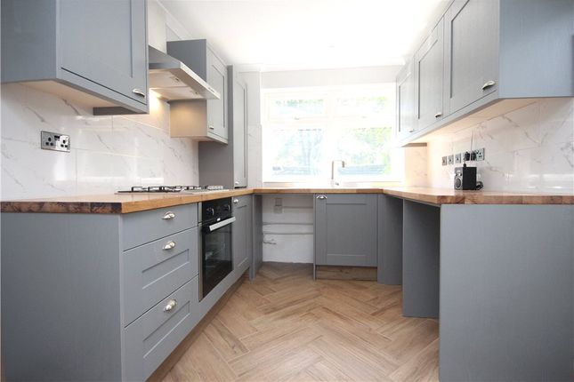 21, Warren Road, Twickenham photo 2
