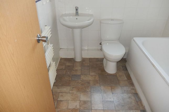 Flat C, 8 Haddo Street, Greenwich photo 5
