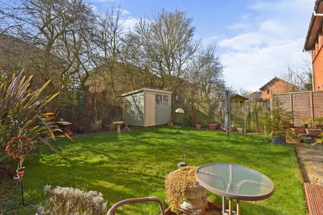 65, Cockerell Grove, Milton Keynes photo 4