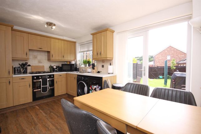 56, Rosemary Gardens, Whiteley photo 4