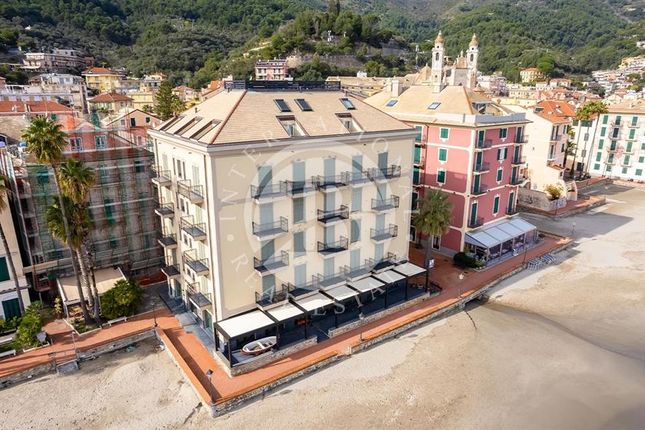 Thumbnail Apartment for sale in Laigueglia, Liguria, 17053, Italy