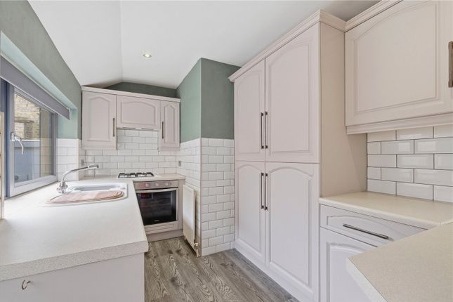6, Clough Terrace, Lancashire photo 3