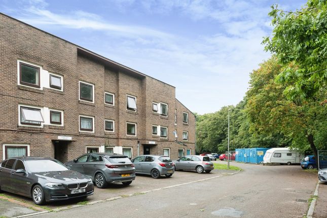 Flat for sale in Granby Court, Bletchley, Milton Keynes